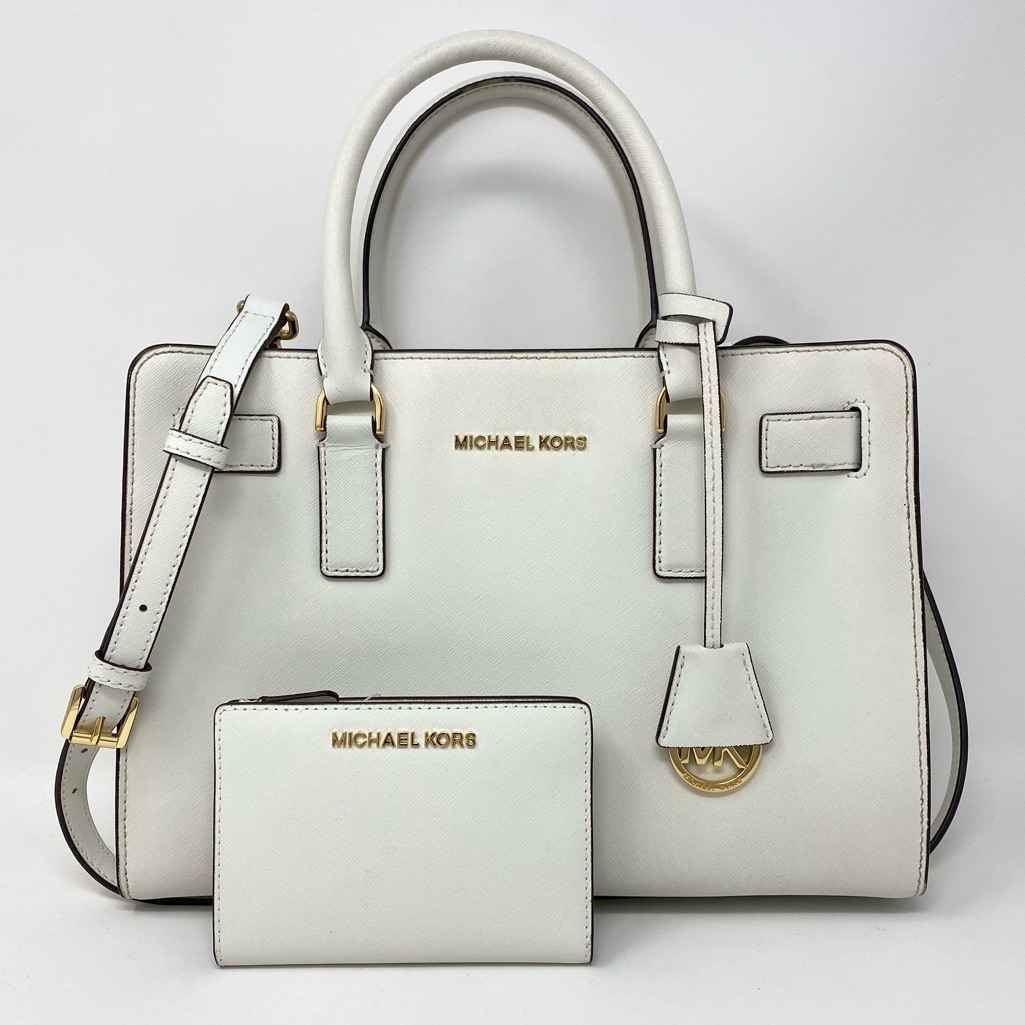 Michael Kors Dillon And Wallet